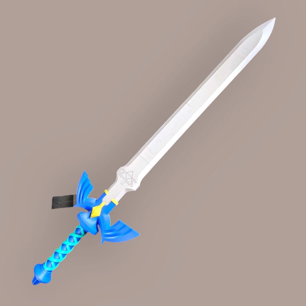 Master Sword – 3D Printed Legend of Z Cosplay Prop 1:1 Scale